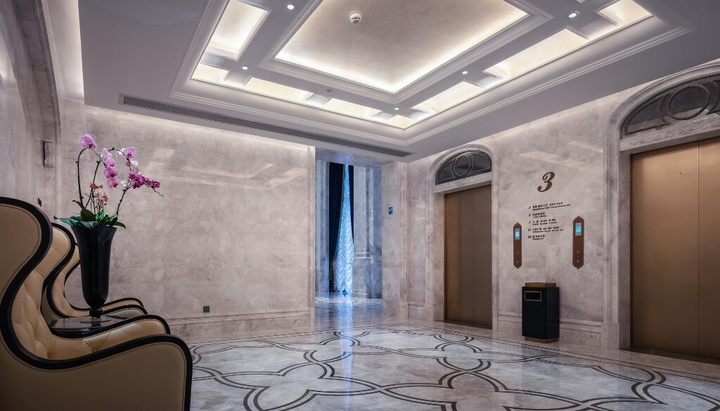 safety in home elevator in dubai